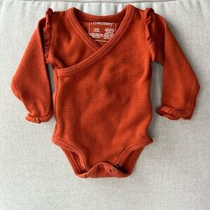 L’oved baby organic cotton kimono style onesie w/ ruffle details